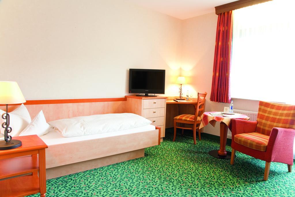 Landkomfort Hotel Elsenmann Willingen  Quarto foto