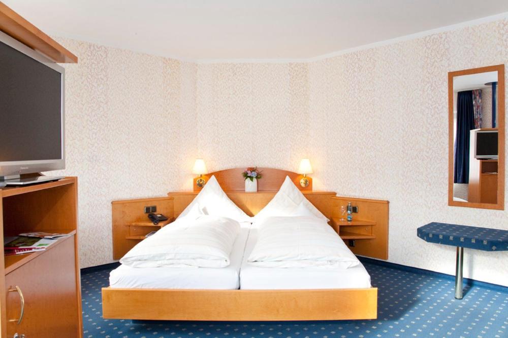 Landkomfort Hotel Elsenmann Willingen  Quarto foto